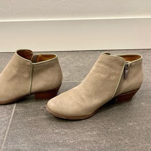 Crown Vintage suede bootie